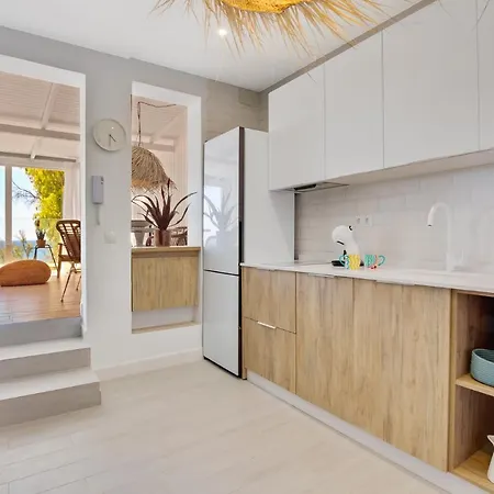 Apartment Casa De La Playa. House With Magnificent Sea *